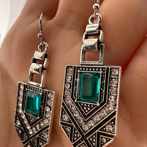 Retro vintage Silver and Green Geometric Earrings - Picture 3 of 9
